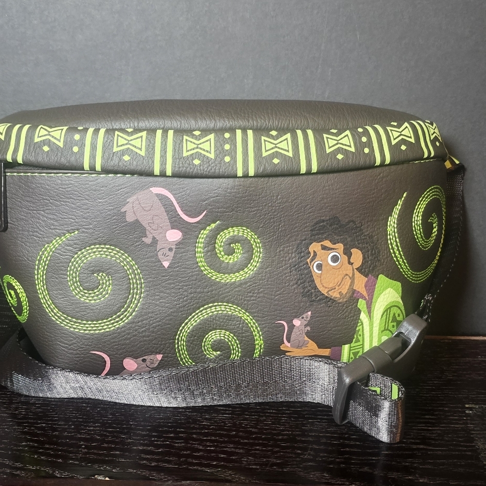 NWT Disney Loungefly We Don’t Talk About Bruno Encanto Hip Bag Fanny Pack Glow
